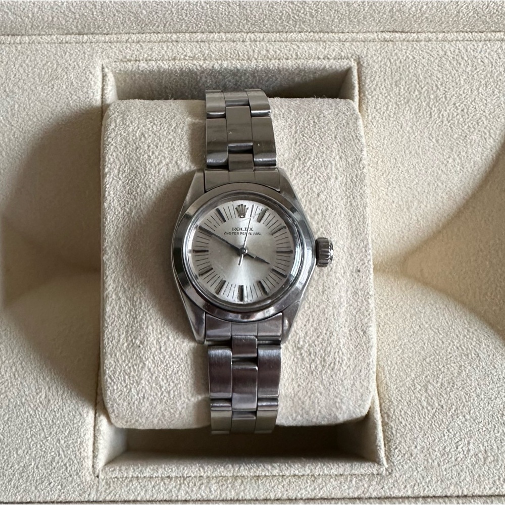 6718 Rolex Oyster Perpetual 26mm